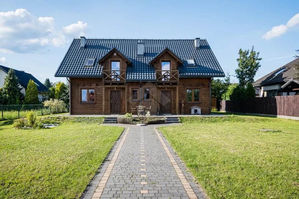 Dom | Krzeszowice | 200 m² | 28 ary | Cały bliźniak